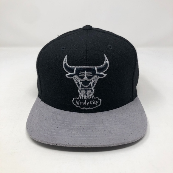 Mitchell & Ness Other - Chicago Bulls Mitchell & Ness Strapback Hat Cap